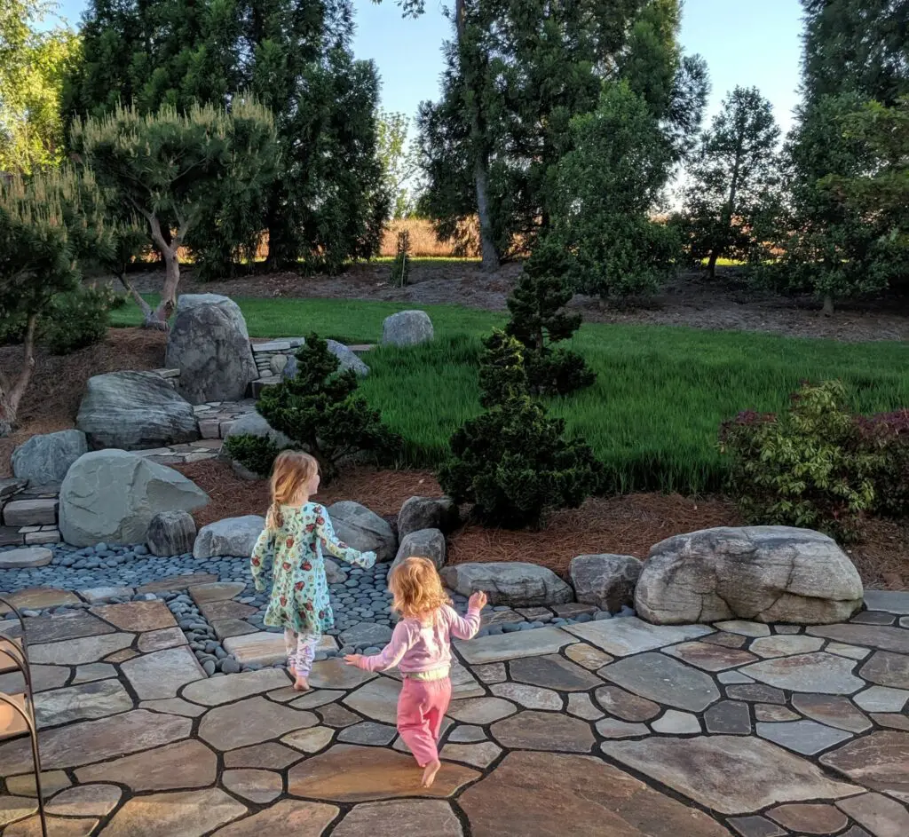 Hardscape And Stonework Service (No-Index) 1 62