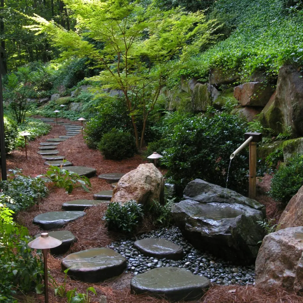 Garden Paths And Walkways Design And Installation 13 Hand-Shaped Pennsylvania Bluestone Stepping Stone Path