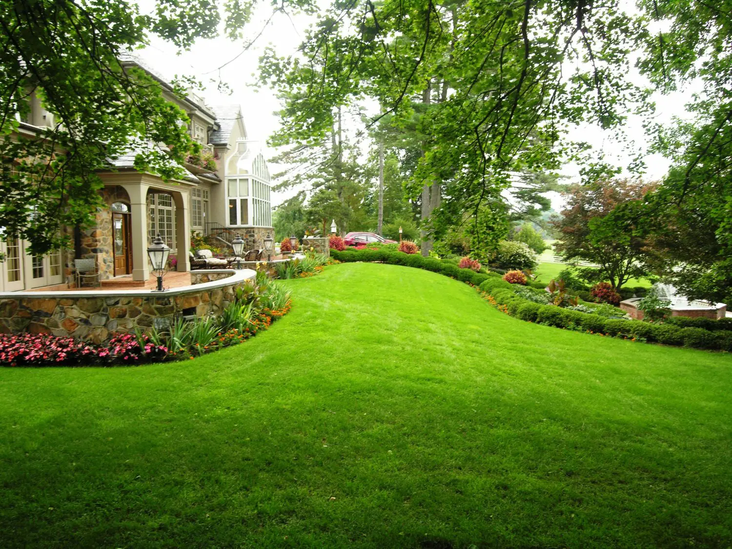 Garden Solutions 12 Garden Solutions Ir04 Drip Irrigation For Trees And Shrubs With Overhead Spray For Lawns Scaled