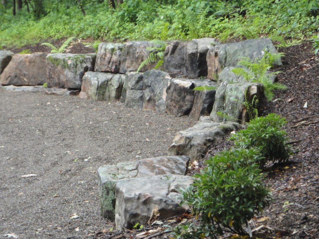 Rugged Boulder Wall For Natural Feel, York, Pa